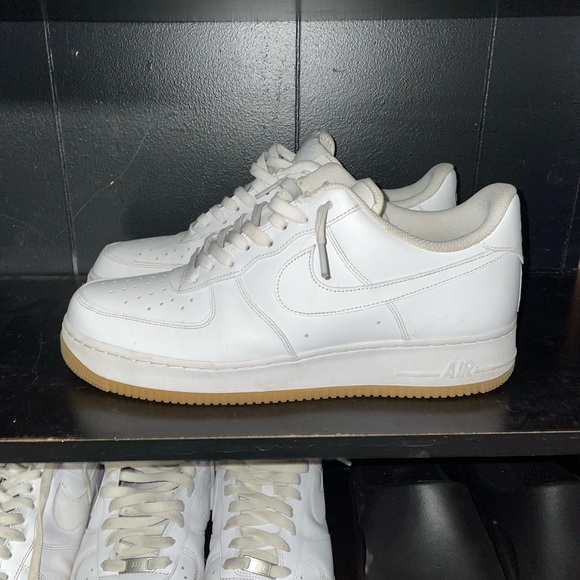 Nike Men's Air Force 1 - Gum Bottom - Picture 3 of 5